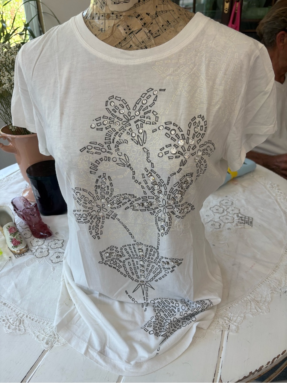 Women’s White Short Sleeve Floral Embellished Tee